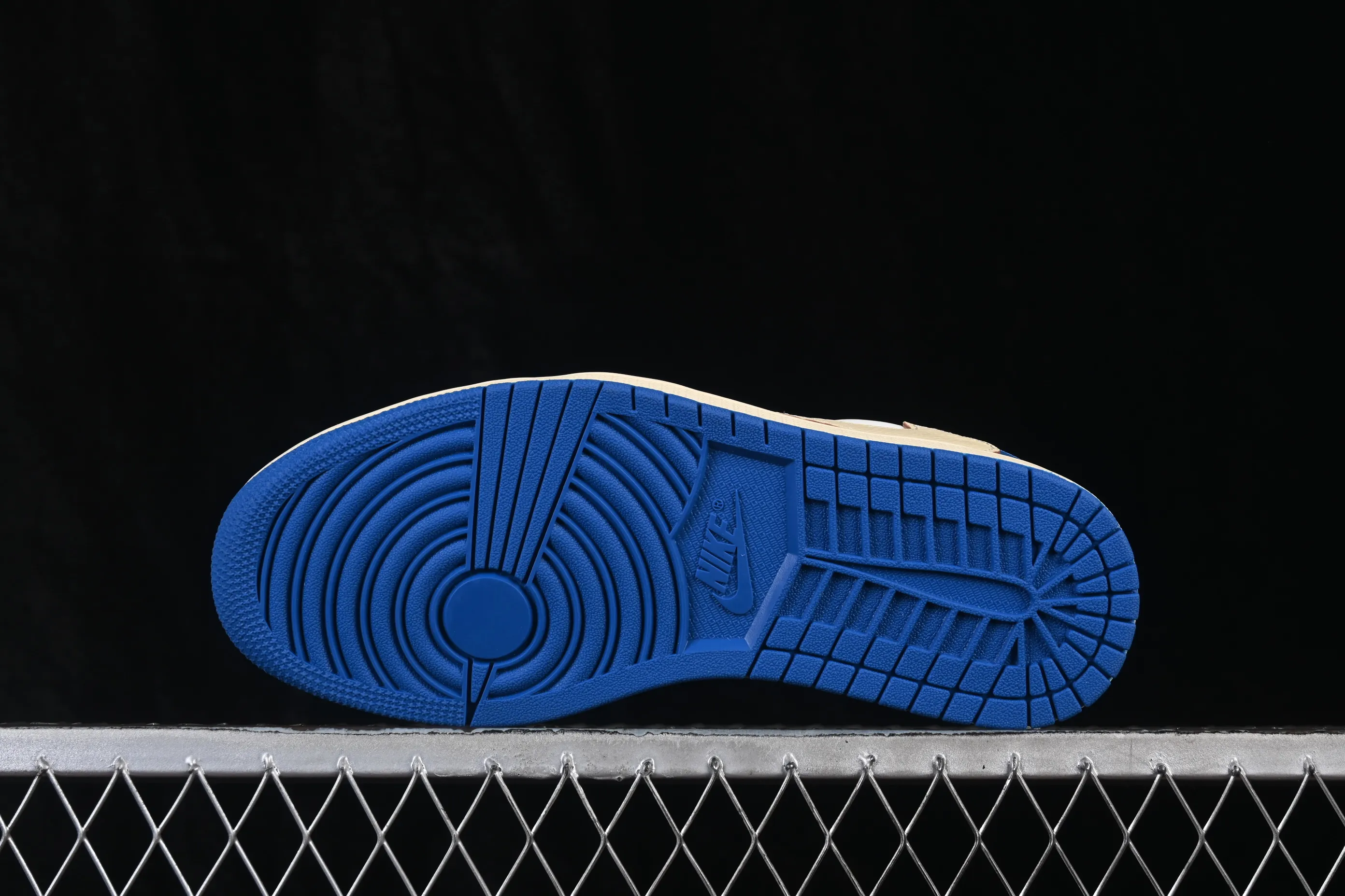 All categories Air Jordan Jordan series basketball shoes Air Jordan 1 Low ZG version Travis Scott x Air Jordan 1 Low OG AJ1 Joe 1 undercut low top full head layer DM7866-140